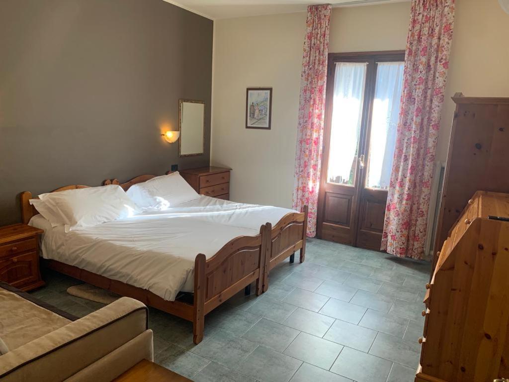 Hotel Firenze Fanano Buitenkant foto