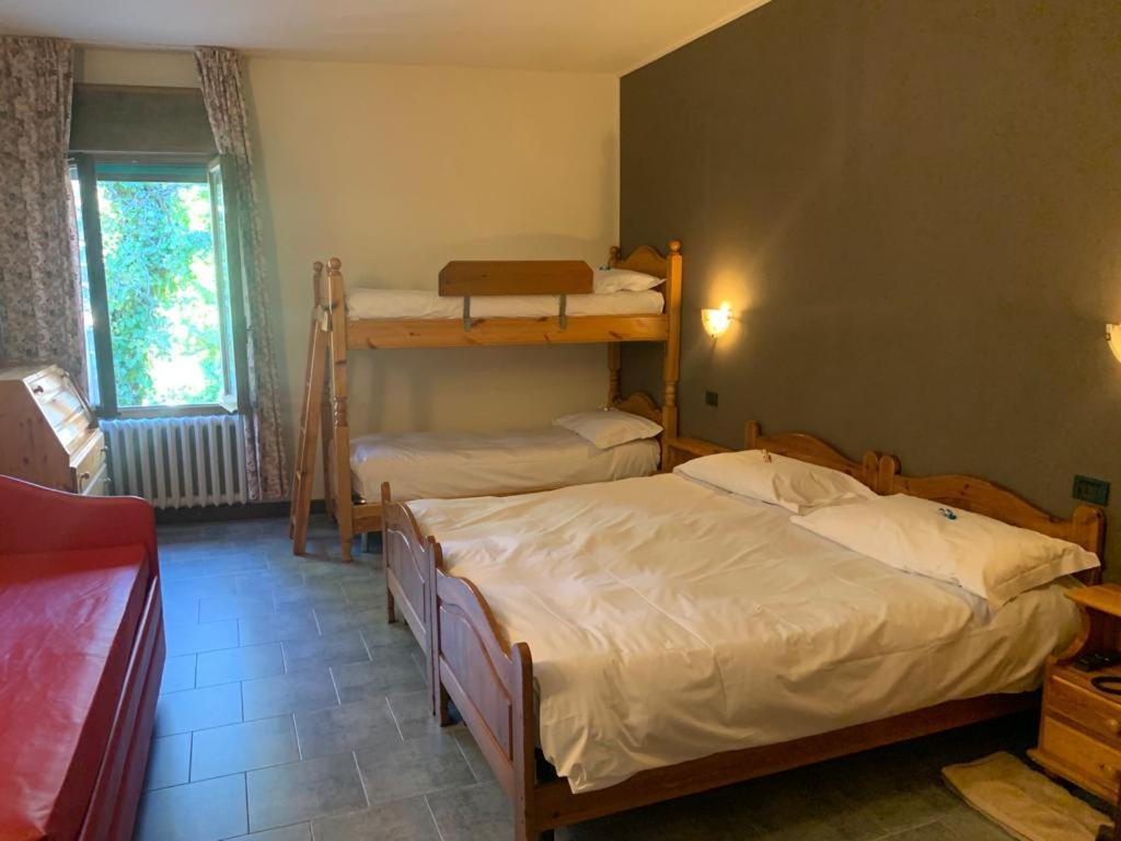Hotel Firenze Fanano Buitenkant foto