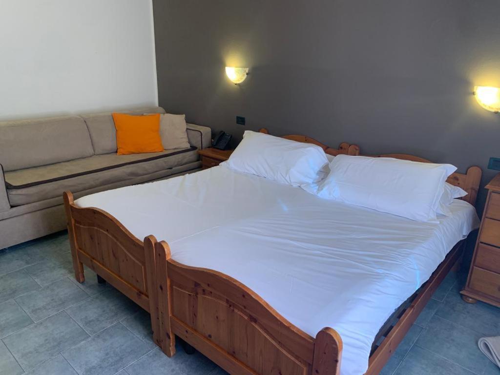 Hotel Firenze Fanano Buitenkant foto