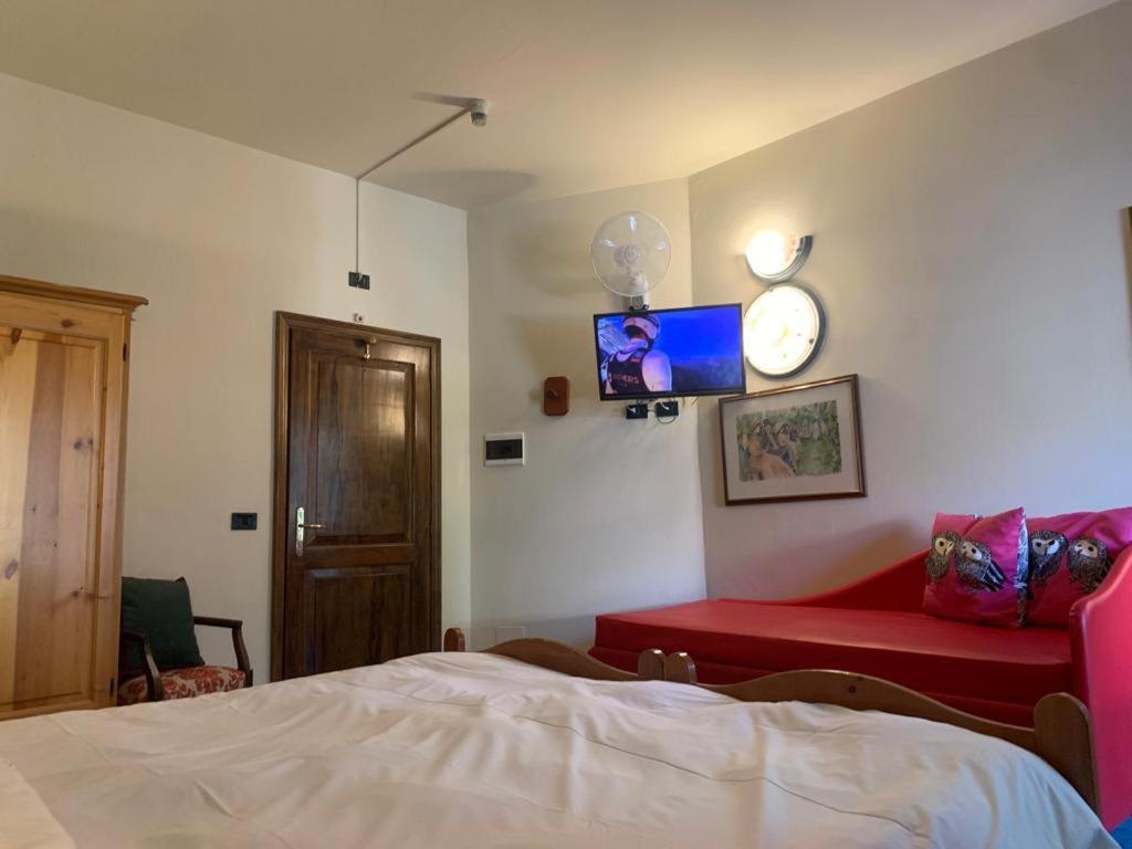 Hotel Firenze Fanano Buitenkant foto
