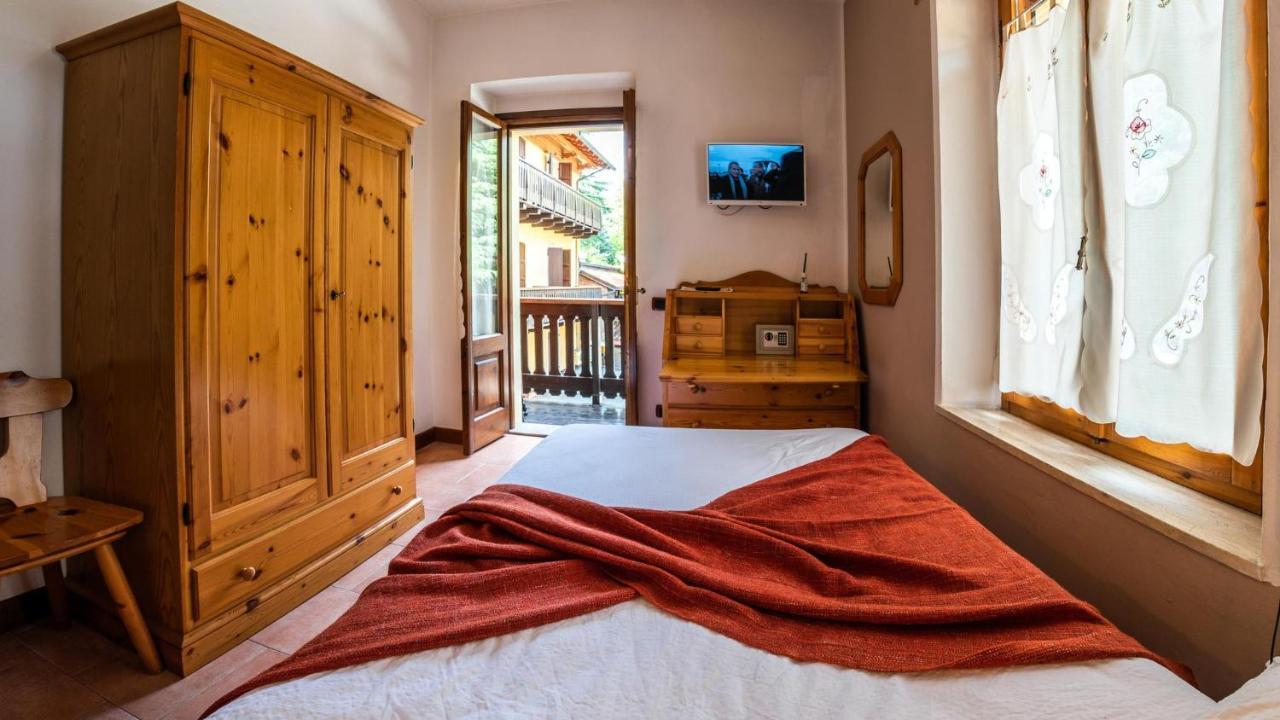 Hotel Firenze Fanano Buitenkant foto